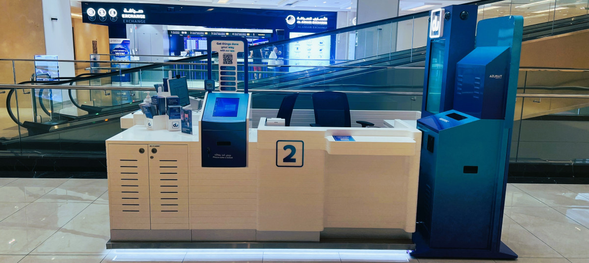 store banner