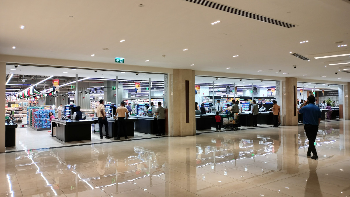 store banner