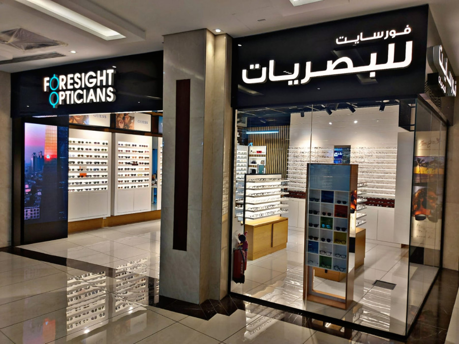 store banner